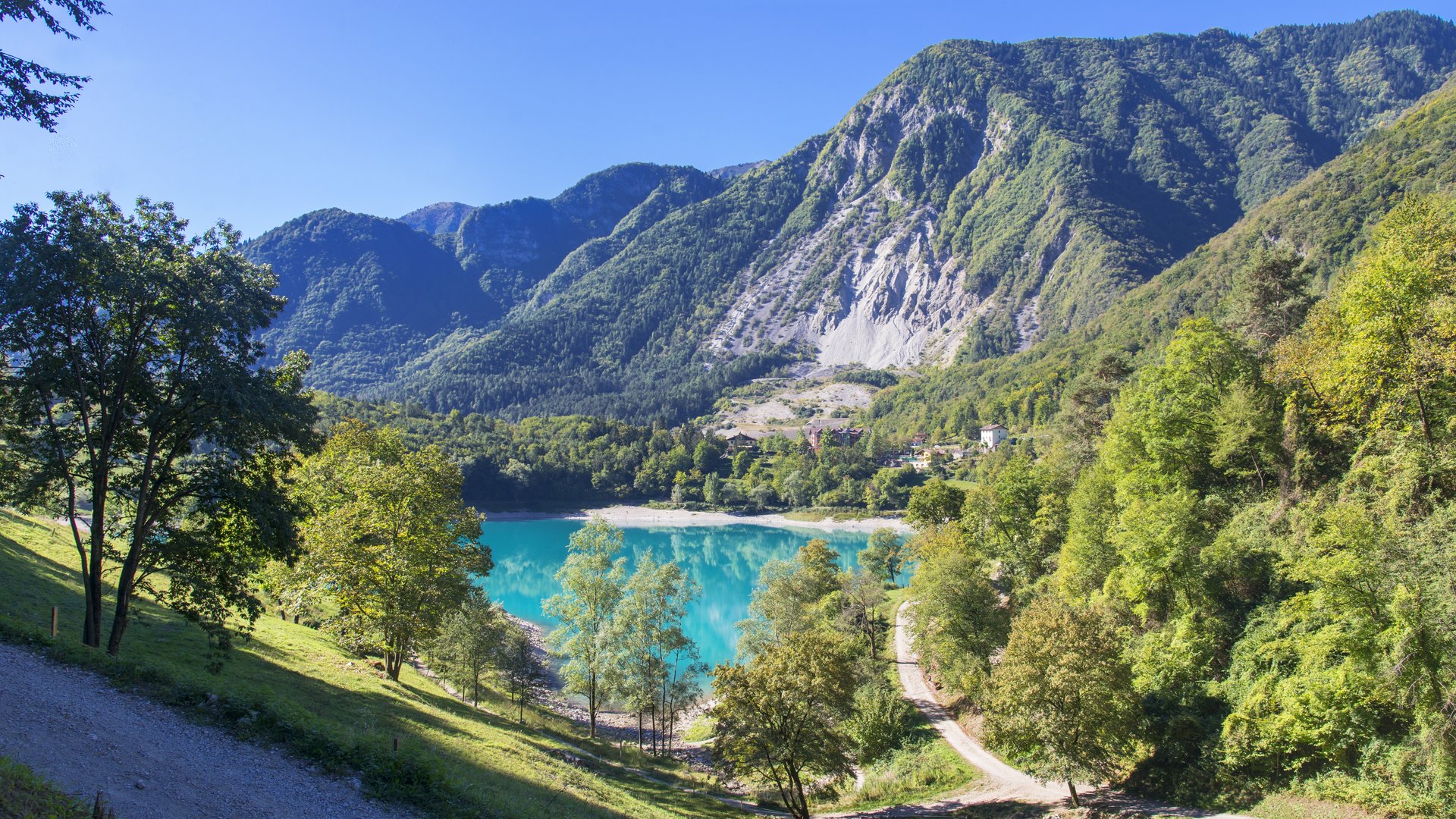 Explore Lake Garda by Bike: Trentino’s Scenic Cyclist Paradise