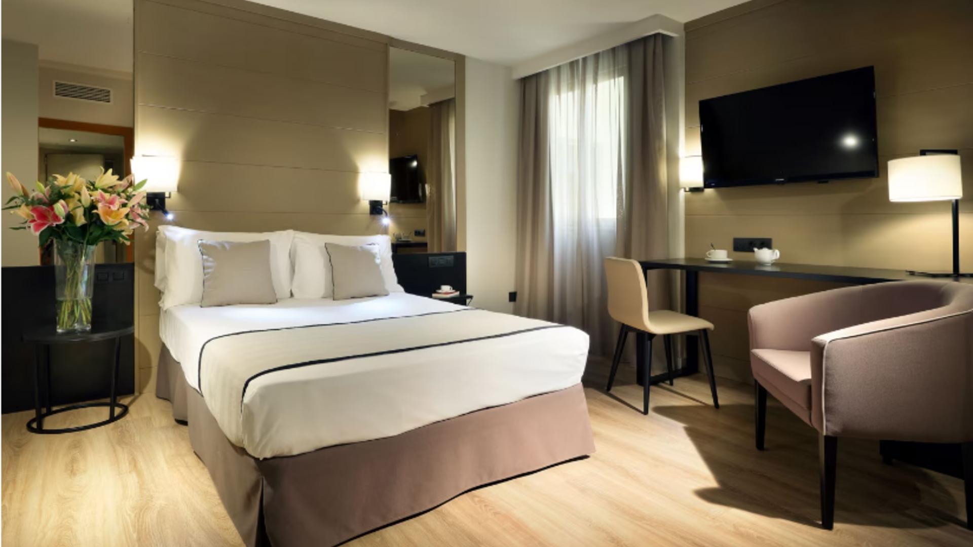 Sonderaktion November | Valencia - 4* Hotel Exe Rey Don Jaime