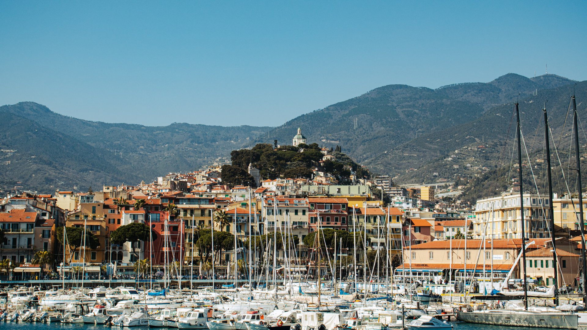 Liguria - Carnevale di Nizza e Festa dei Limoni a Menton