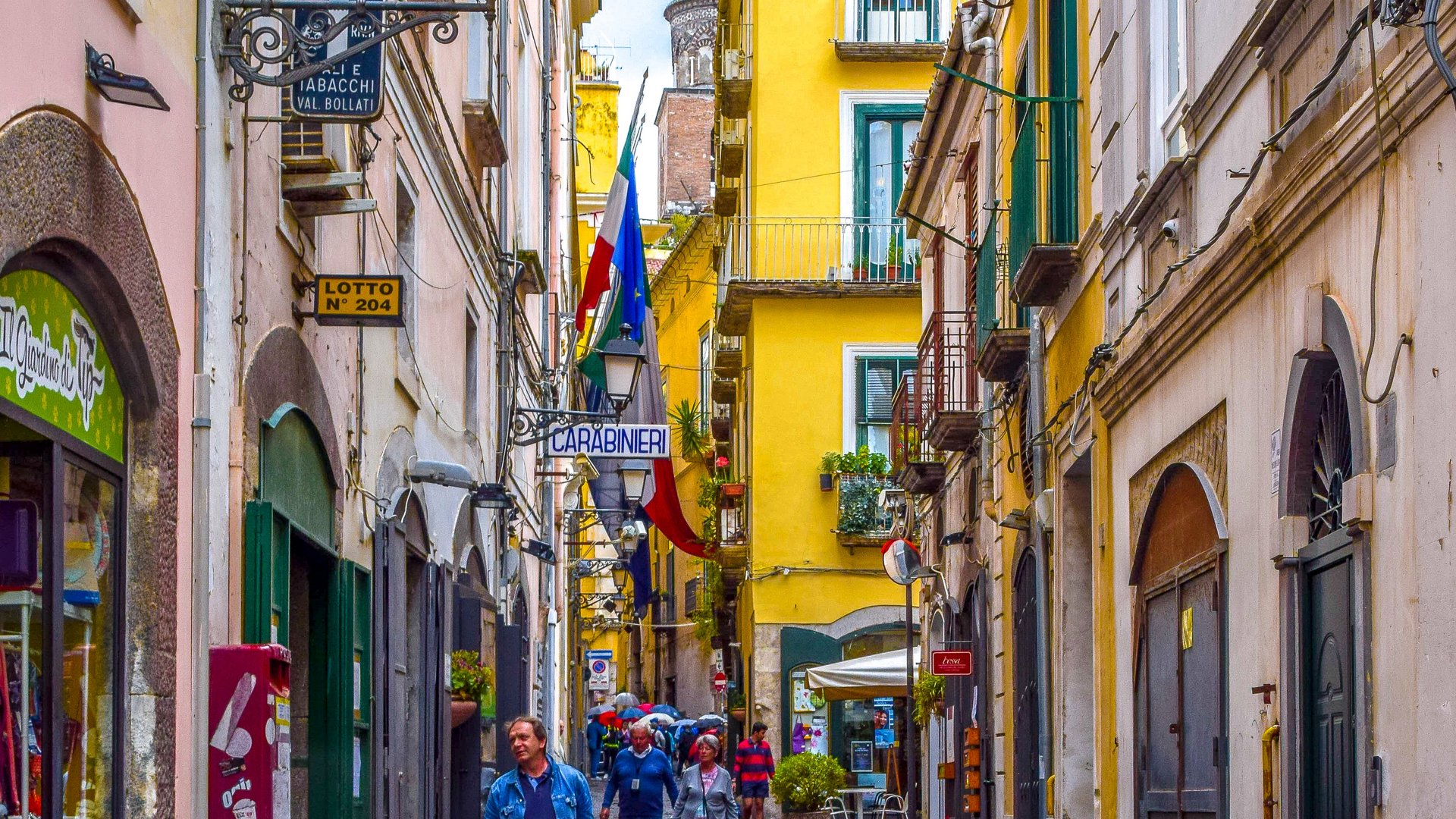 Campania - Napoli e luci d’artista a Salerno