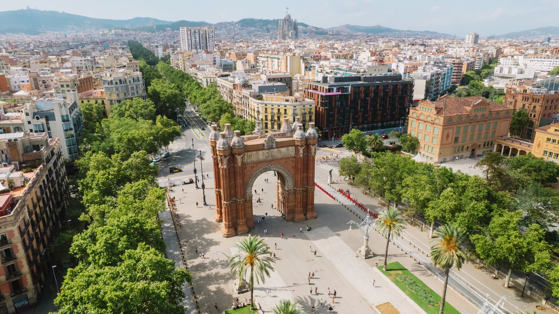 Budget-Friendly Barcelona City Break for Groups