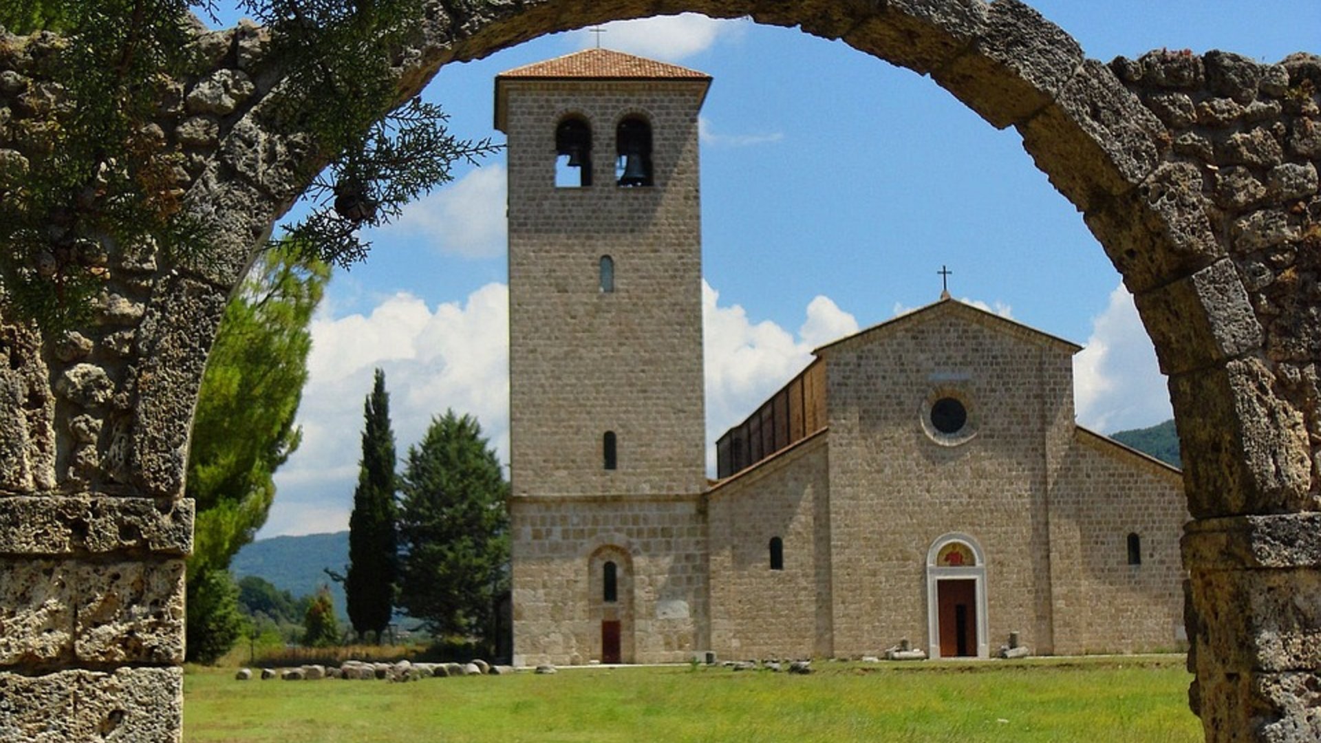 Marche, Abruzzo e Molise - Molise, storie e memorie