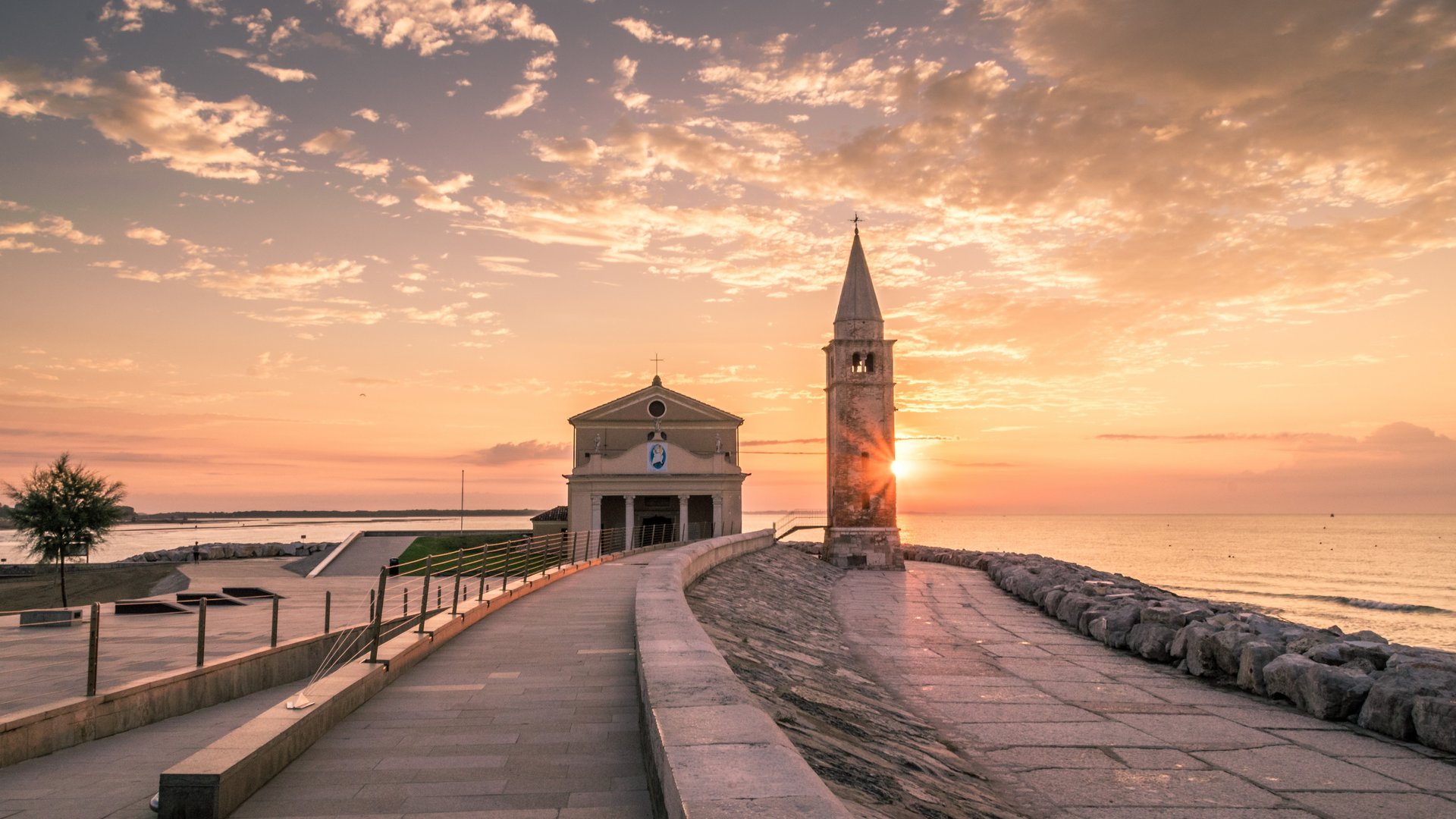 Veneto Friuli Tours - Explore Venice, Prosecco Hills & More Veneto Friuli Tours - Explore Venice, Prosecco Hills & More