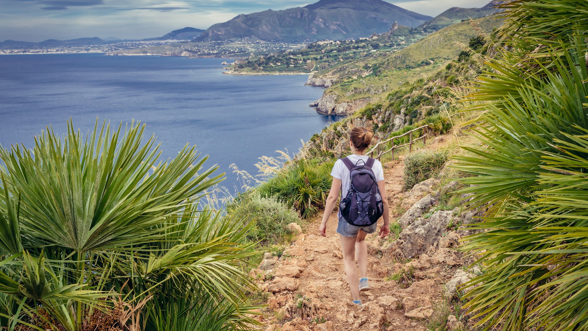 Sicilia - Isole Eolie: paradiso del trekking