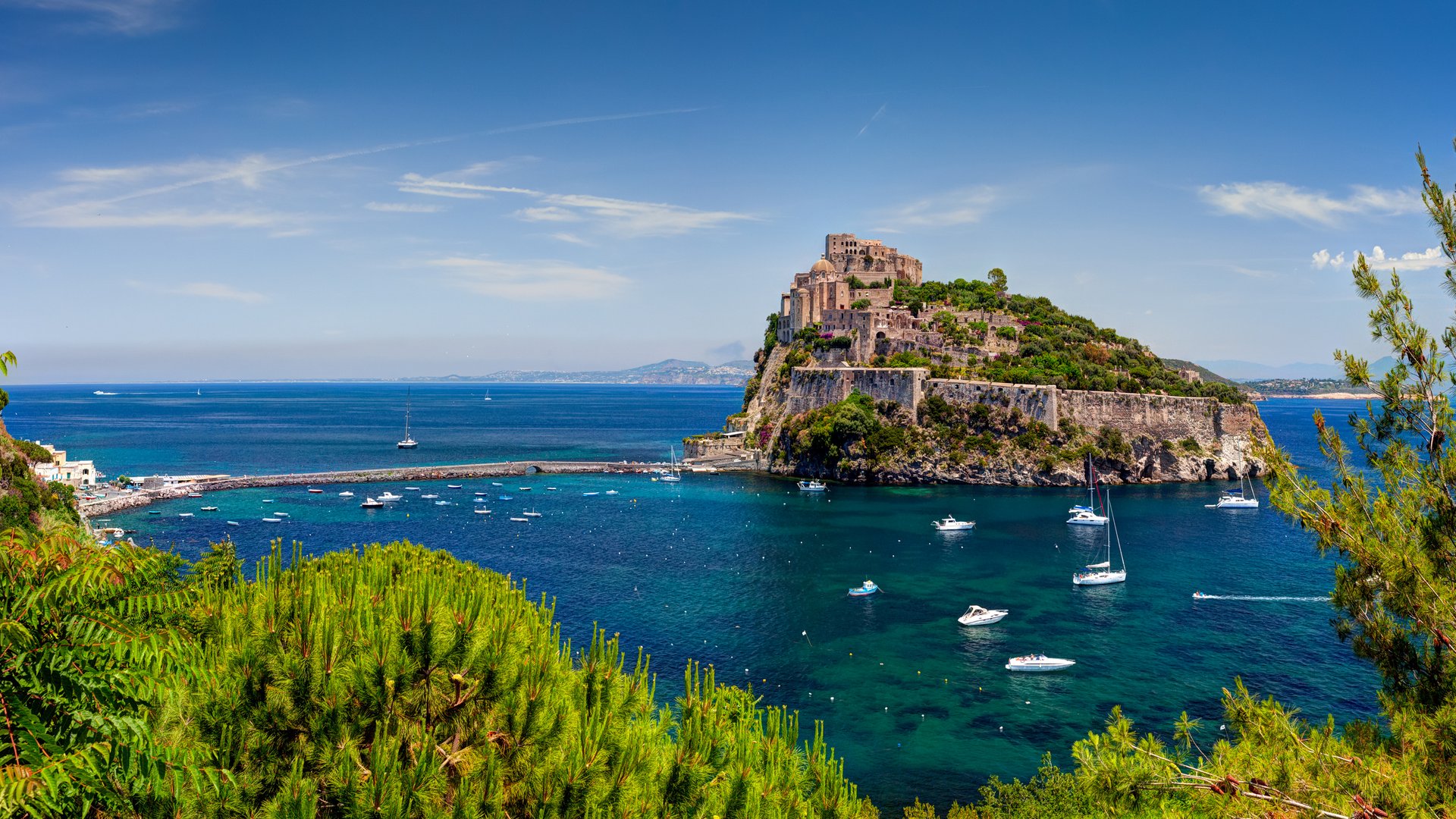 Campania - Ischia, tra natura e cinema