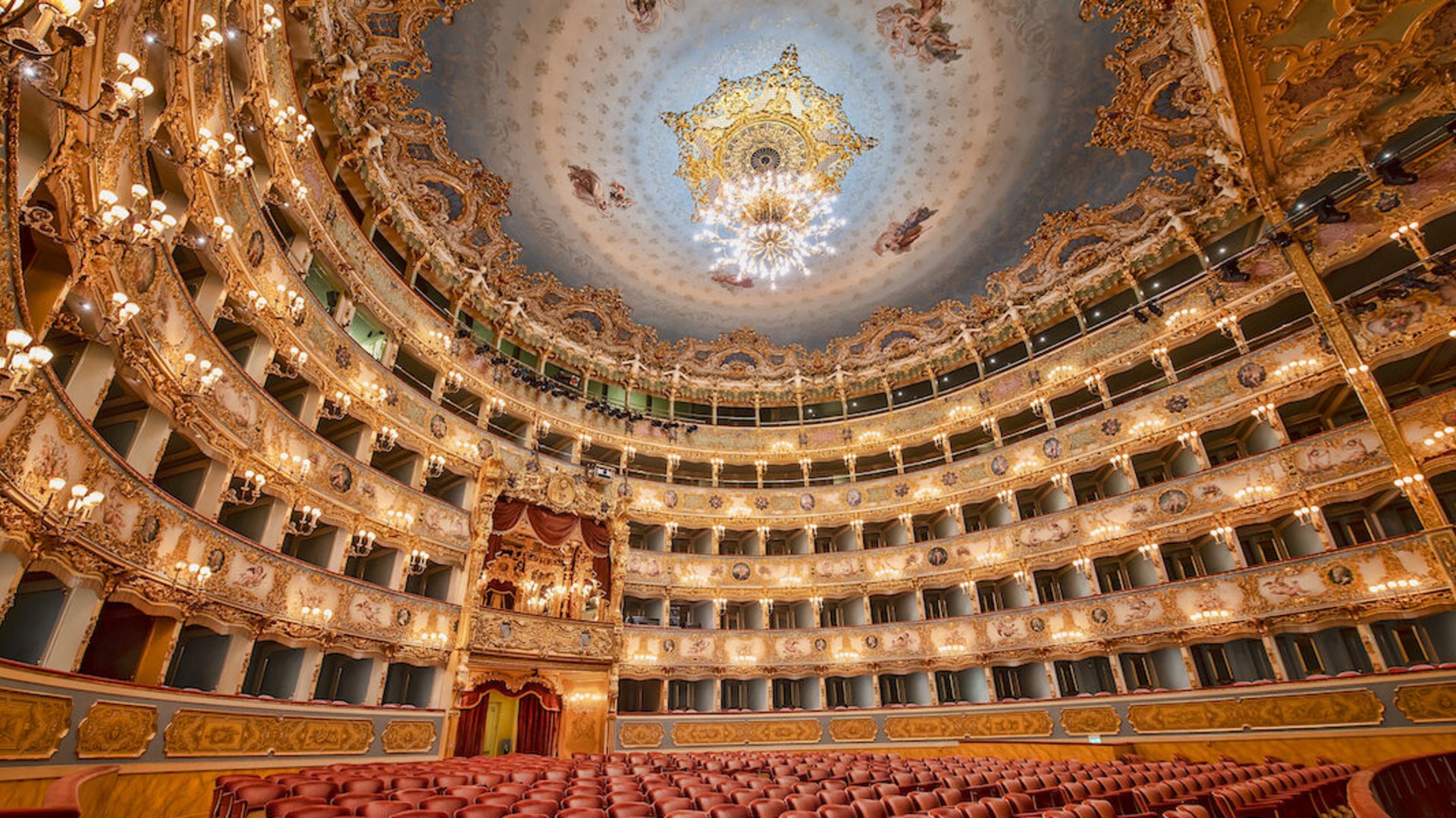 TOP ANGEBOT | Venetien - Opernevent im berühmten Opernhaus "La Fenice" in Venedig