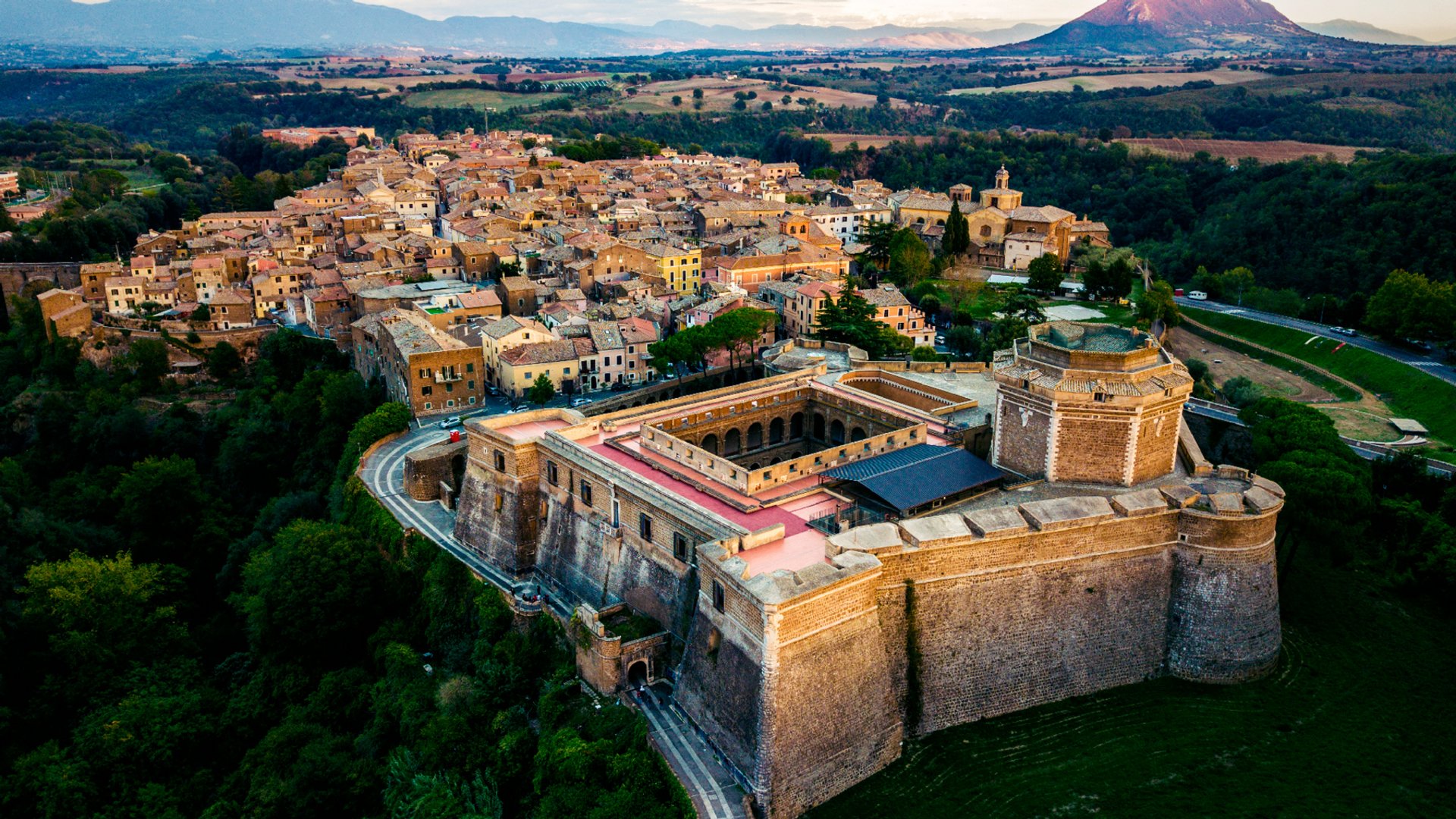 Lazio - Tuscia pura, territorio di storia