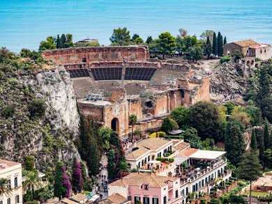 Dance on the Mediterranean Volcanoes