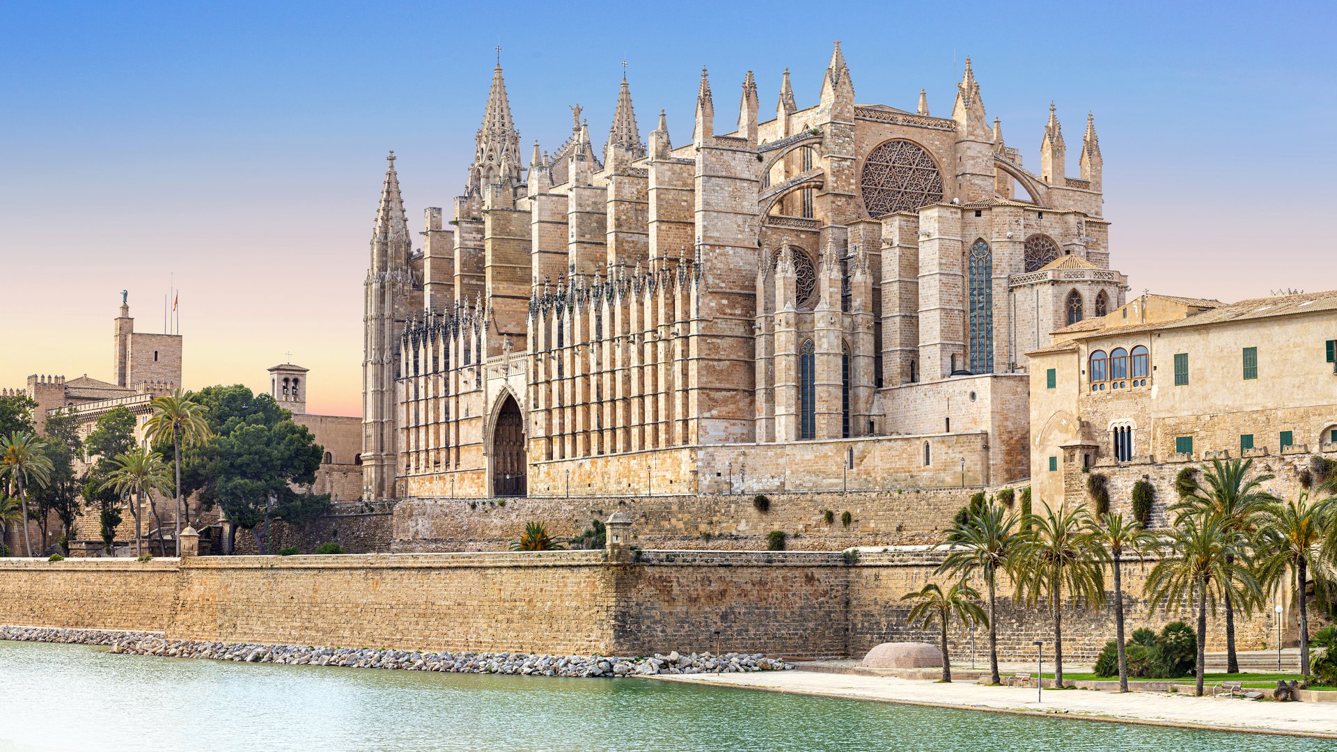 Group Tours to Mallorca: Almond Blossom & Scenic Highlights